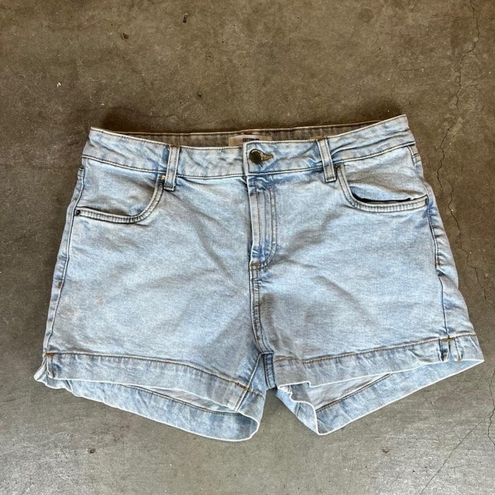 Cotton On blue denim shorts Women's Size 10